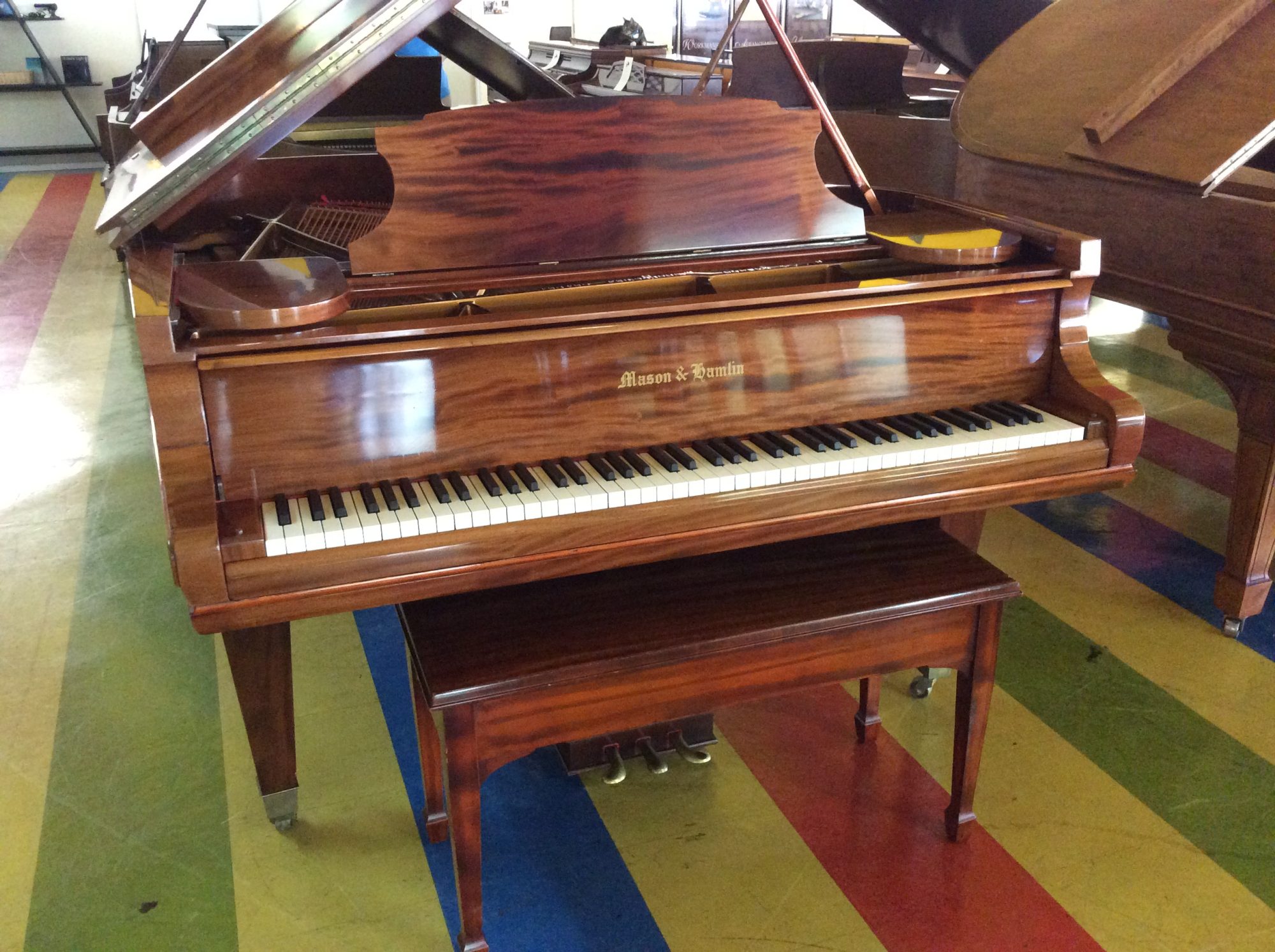 Preowned pianos 033 Turners Keyboards