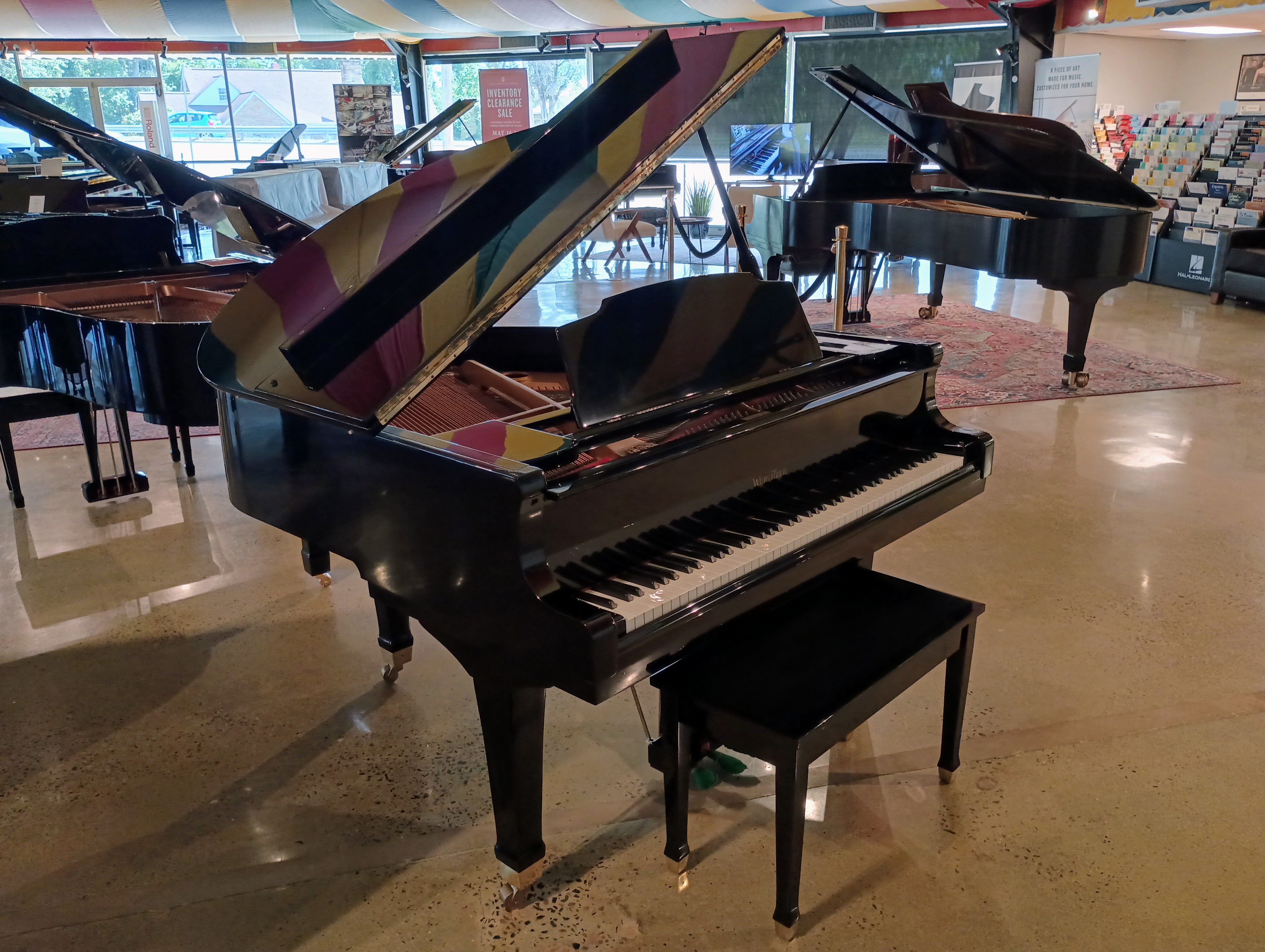 Wurlitzer G411 Baby Grand