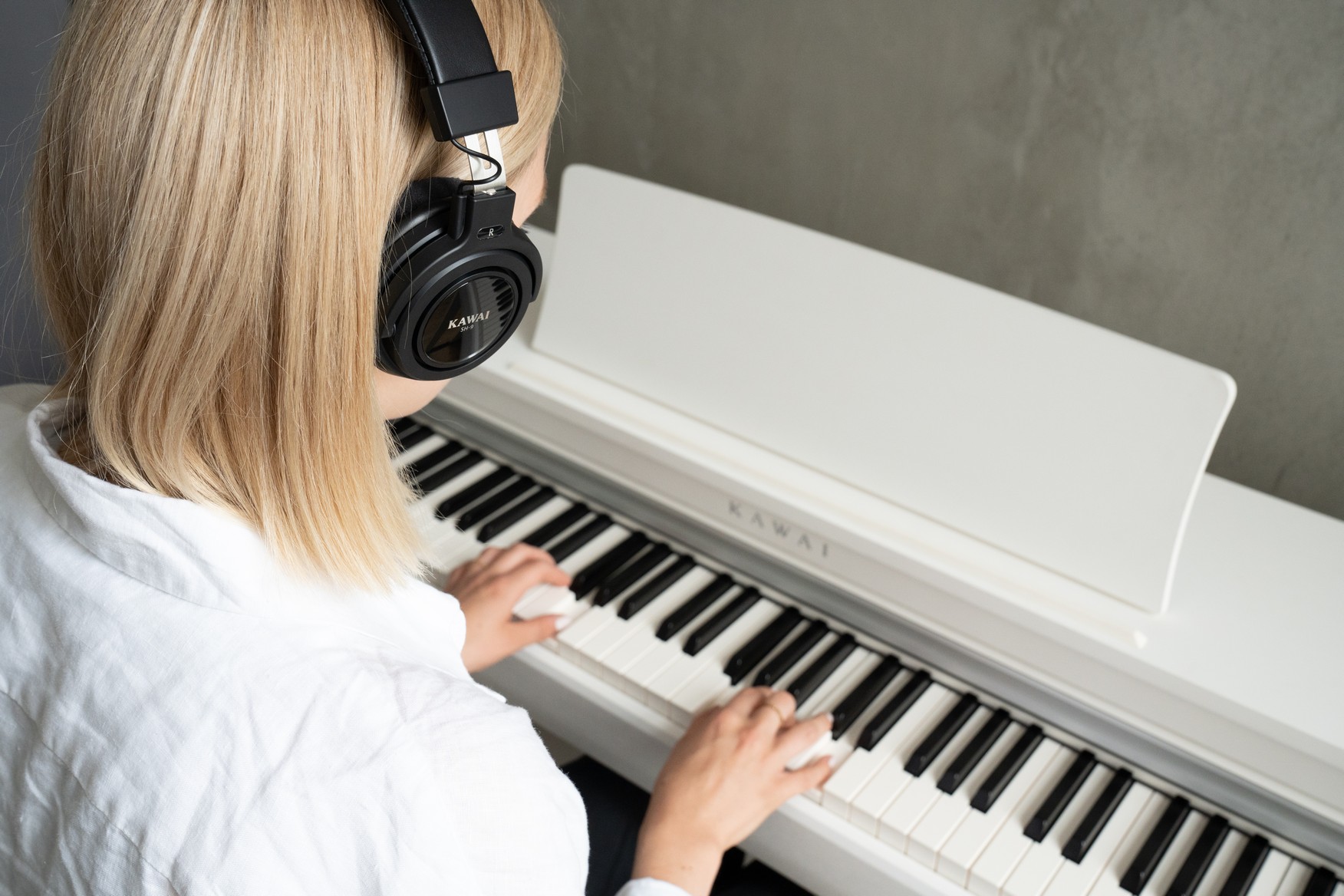 Kawai CN201 Digital Piano - Image 9